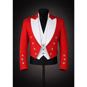 เสื้อแจ็คเก็ตเจ้าชายชาร์ลีสีแดงสำหรับผู้ชายและเสื้อกั๊กสีขาว - เสื้อแจ็คเก็ตผ้าขนสัตว์สก็อตแลนด์ - ชุดแต่งงานสไตล์ไฮแลนด์ - Product Image 1