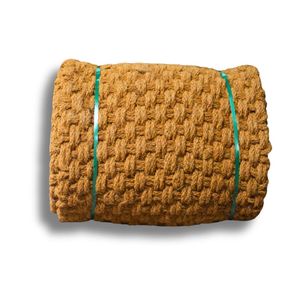 Tapis en fibre de coco tissé à la main, le plus vendu, 100 % coco, 1 m x 10 m x 35 mm, pour applications paysagères et d'ingénierie civile - Product Image 1