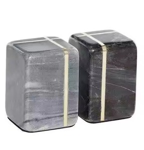Attaches-livres en fer élégants et durables – Support de livres de qualité supérieure pour la maison, le bureau ou la bibliothèque – Décoration et organisation élégante pour étagères - Product Image 5