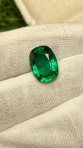 Esmeralda Zambiana Natural, Corte Cojín, Verde Facetado, Calidad AAA, 6.0 Quilates, para Joyería, Precio Razonable, Gems International - Product Image 2