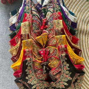 Blouse de soirée élégante et design en soie italienne avec perles, jari et paillettes faits à la main, prix de gros par Royal Export - Product Image 6