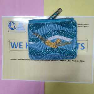 Monedero de cuentas hecho a mano con diseño de nadadora, bolsa con cremallera temática de playa, bolso de mano con cuentas de chica nadadora, mini bolsa de cosméticos, cartera - Product Image 2