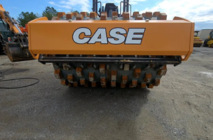 Compactadora de Suelo Vibratoria de un Solo Tambor SV211E 2024 de 12 Toneladas con Motor Diésel de 134 HP y Ancho de Tambor de 2130 mm - Product Image 2