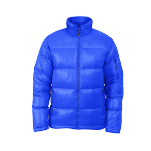 Veste matelassée décontractée pour l'hiver avec rembourrage chaud, construction durable, silhouette moderne et coupe confortable - Product Image 4