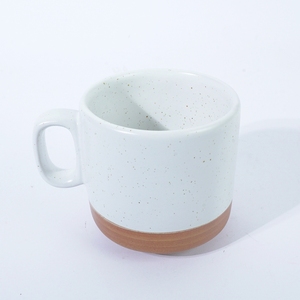 Taza de Café de Cerámica Esmaltada Verde Menta con Diseño Moderno, Apta para Lavavajillas y Microondas, para Cafetería, Hotel, Uso Diario - Product Image 5