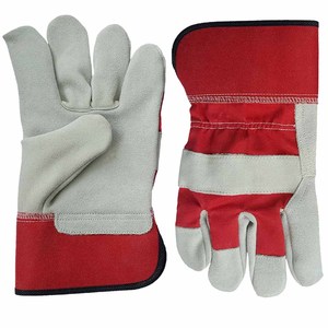 Guantes de Soldadura de Cuero Vacuno Resistentes con Puño Ajustable y Acolchado Protector para Trabajadores - Product Image 3