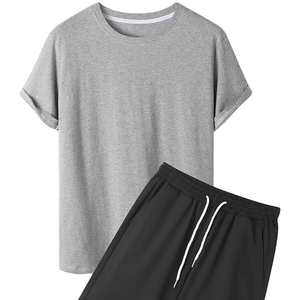 Ensemble décontracté homme 2026 gris et noir, t-shirt uni et short, tenue d'été deux pièces confortable et respirante 100% coton tricoté pour la détente - Product Image 1