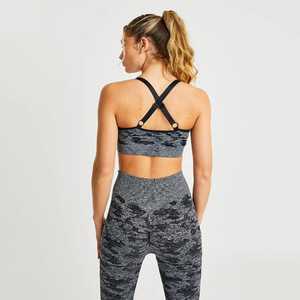 Conjunto de yoga para mujer, pantalones y sujetador deportivos, hechos con material duradero, conjunto de yoga de primera calidad, conjunto de yoga transpirable para mujer - Product Image 6