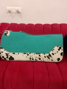 แผ่นผ้าขนแกะโค้งแบบตะวันตก2025มีความชื้นแผ่นอานแบบตะวันตกพร้อมโลโก้และสีที่กำหนดเองสำหรับกีฬาขี่ม้า - Product Image 2