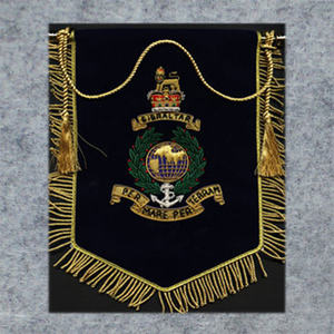 Bandera Decorativa Bordada en Tela Personalizada para Desfiles, Bandas, Eventos y Exhibiciones - Product Image 3