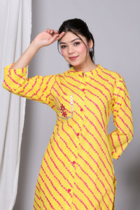 NIYANI Salwar Kameez Amarillo y Rosa con Rayas Diagonales de Algodón, Secado Rápido, Antiarrugas, para Mujer, Tradicional, Casual, Verano - Product Image 1