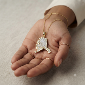 เครื่องประดับแฟชั่นสุดหรู ทองคำแท้ 14K สร้อยคอแผนที่รัฐอะลาสก้าแบบกำหนดเอง ชุบโรเดียม ประดับเพชรโมอิสซาไนต์ - Product Image 4