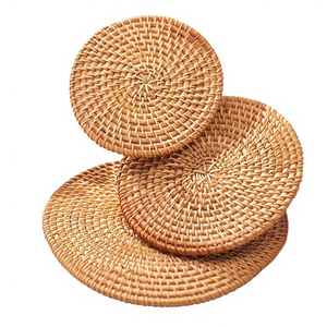 Assiettes en rotin naturel, style floral/classique, motif circulaire, accessoires de table faits à la main, écologiques, TUYET DUNG - Product Image 1