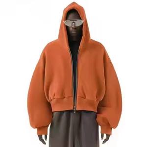 Survêtements personnalisés pour hommes et femmes, sweats à capuche épais 500 GSM 350 GSM en molleton polyester/coton brodé, et shorts amples - Product Image 3