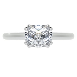 Anillo de compromiso solitario de moissanita VVS1 con corte cojín de oriente a oeste, doble engaste de garra, oro blanco macizo de 10K - Product Image 2