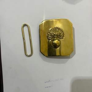 Il s'agit d'une boucle de ceinture de style Empire français (Napoléon III), probablement pour la cavalerie. - Product Image 6