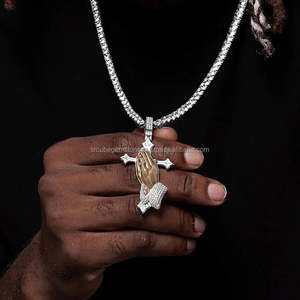 Hiphop Moissanite Diamond Pendant Iced Out Pray Cross con chapado en oro 925 Sterling Silver Custom Pendant para fiestas - Product Image 2