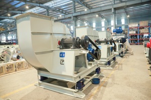 Ventilador Centrífugo de Acero al Carbono con Transmisión por Correa Tipo AC de Phuong Linh Group para Extracción de Aire en Cocinas CPL-4-6I con Soporte en Línea OBM - Product Image 5
