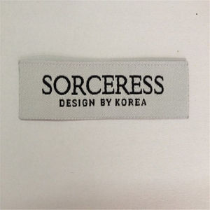 Étiquette tissée en satin personnalisée de haute qualité, conçue sur mesure par OEM - Product Image 2