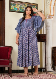 Robe Anarkali en rayonne grande taille pour femme, imprimé floral gris, smockée, brodée, col carré, manches évasées, tenue de maternité - Product Image 4