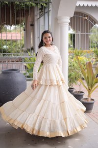 Lehenga Choli Crema, Largo hasta el Suelo, Traje Tradicional Indio para Bodas, Holgado, Sin Arrugas, para Todas las Temporadas, de Algodón - Product Image 3