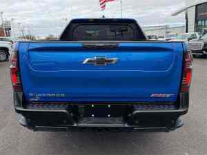 Magnífica Camioneta Chevrolet Silverado 2026 de Doble Cabina - Product Image 4