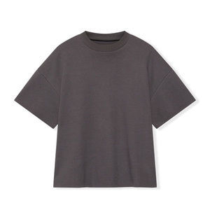 เสื้อยืดทรงบ็อกซี่โอเวอร์ไซส์ผ้าฝ้าย 100% คุณภาพสูงสำหรับผู้ชาย พร้อมปักโลโก้ตามสั่ง เนื้อผ้าระบายอากาศดี แขนสั้น สไตล์สตรีทแวร์ - Product Image 4