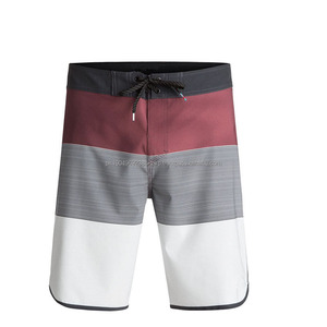 Short de plage à séchage rapide à sublimation en tissu extensible dans les 4 sens design personnalisé Short de surf pour homme vente en gros - Product Image 1
