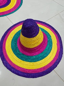 Chapeau de paille mexicain brodé à la main à rayures multicolores, idéal pour les sports décontractés, les fêtes estivales, les voyages en plein air, les affaires et la pêche - Product Image 4