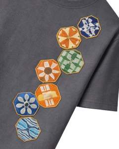 Camiseta de Mujer Personalizada en Gris Carbón con Bordado de Patchwork, Cuello Redondo, Algodón Suave, Manga Corta, Informal, Ligera, para Verano - Product Image 6