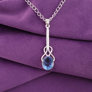 Pendentifs en laiton plaqué argent sterling 925 avec sertissage clos, tanzanite bleue taille ovale, bijoux de mode faits à la main pour les soirées - Product Image 2