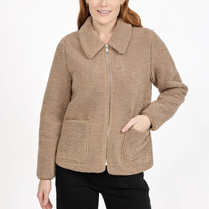 Veste Sherpa personnalisée pour femme, idéale pour l'hiver, en tissu respirant de qualité supérieure, fabrication OEM/ODM, vêtements d'extérieur en polaire sur mesure pour femme. - Product Image 1