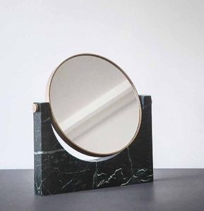 กระจกดีไซน์หรูหรา กระจกแต่งหน้าดีไซน์เนอร์ กระจกตกแต่งฐานหินอ่อน กระจกแต่งหน้าทันสมัย ​​กระจกมินิมอล กระจกสไตล์มินิมอล - Product Image 2