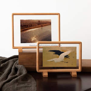 Marco de Fotos Cuadrado de Madera Sólida, Pulido, de Diseño Elegante y Duradero - Artesanía Moderna para Decoración del Hogar - Product Image 3