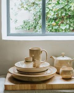 Bol à soupe en céramique beige crème, design incurvé lisse, finition élégante et brillante, durable, sans danger pour les aliments, idéal pour la mise en place quotidienne de la table - Product Image 3