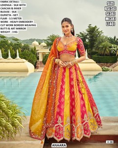 Aabroo Vestido Tradicional de Fiesta y Boda para Mujer, Lehenga Choli de Seda Bhandhani Bordado Festivo, Largo hasta el Suelo, para Diwali - Product Image 3