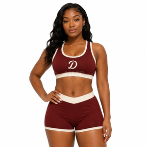 Ensemble de yoga HMR Sisterhood Sorority, contraste bordeaux et blanc, haut court dos nageur, short taille haute, vêtements de sport respirants - Product Image 1