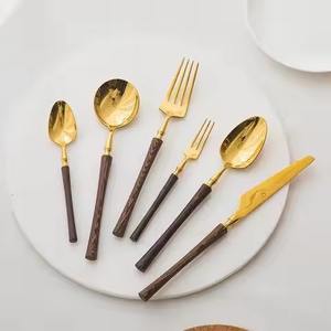 Ensemble de couverts en laiton doré de qualité supérieure avec manche émaillé, collection élégante d'ustensiles de table, vaisselle raffinée pour banquet - Product Image 5