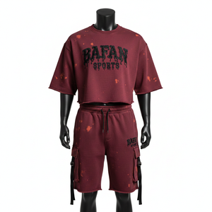 ชุดเซ็ตเสื้อครอปและกางเกงขาสั้นผ้าคอตตอนผสมสำหรับผู้หญิง พิมพ์ลายทั่วตัว พร้อมโลโก้สั่งทำ สไตล์สตรีทแวร์ ชุดเสื้อครอปและกางเกงขาสั้นผ้าฝ้าย 100% - Product Image 4