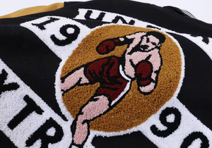 Blousons universitaires streetwear premium personnalisables pour équipes universitaires, hiver, unisexe, col et poignets côtelés, broderie chenille - Product Image 2