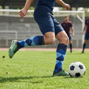 Chaussettes de football athlétiques pour adultes avec revers côtelés, coussinets de maintien pour le pied, en Spandex/Polyester de haute qualité pour l'entraînement et les sports - Product Image 5