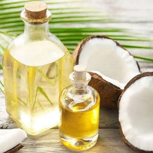 Huile de coco raffinée de haute qualité en vrac - Huile de coco inodore et incolore pour la fabrication de savon et les bases cosmétiques - Product Image 2