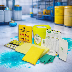 Kit Compacto de 10 Litros para Derrames Químicos con Cubeta para Uso en Fábricas, Talleres, Laboratorios, Almacenes, Seguridad y Emergencias - Product Image 3