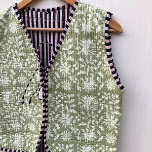 Chaleco Acolchado de Algodón Floral con Estampado de Bloques, Estilo Boho, Manga Corta, con Lazo Delantero, Sin Mangas, Regalo de Dama de Honor para Invierno - Product Image 1