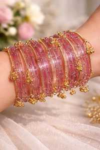 Ensemble de bracelets Churiyan en perles de verre, finition ombrée, accents scintillants, couleurs personnalisées, motifs traditionnels kashmiris, à vendre - Product Image 4