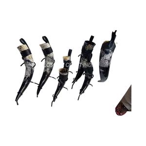 Mug artisanal authentique en corne de vache, support en fer poli écologique, sans fuite, sans danger alimentaire, artisanat naturel décoratif pour la maison et l'hôtel - Product Image 1