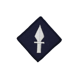 En gros, Patchs thermocollants de créateur, broderie chenille, patch brodé avec lettre célèbre et logo brodé, étiquette textile 2026 - Product Image 2