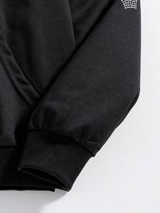 Sweat-shirts à capuche en molleton de coton noir à motif croix en strass pour hommes, fabrication de vêtements en gros avec logo personnalisé - Product Image 4