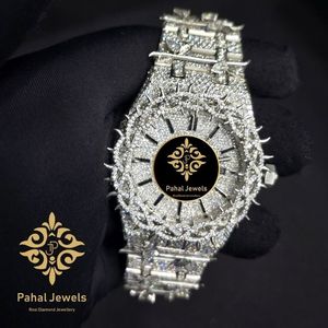 นาฬิกาเพชรหรูสำหรับผู้ชาย Pahal Jewels ตัวเรือนสแตนเลสขนาด 40 มม. ระบบกลไกอนาล็อก สายขนาด 20 มม. ตัวล็อคแบบพับได้อย่างหรูหรา - Product Image 5