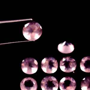 Lote al por mayor de piedras preciosas sueltas de cuarzo rosa natural facetadas y calibradas de 6x6 mm, calidad AAA++, certificadas por terceros, para la fabricación de joyas. - Product Image 2